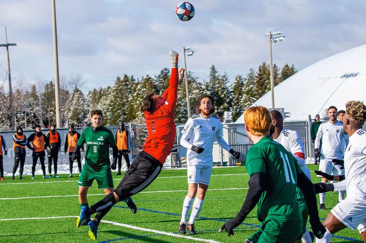 Royals to face Cavaliers for CCAA Bronze