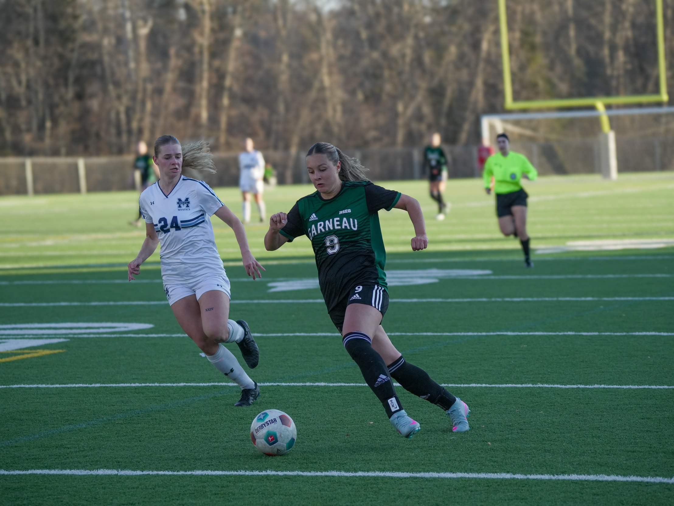 Ahuntsic & Garneau advance to the CCAA Women's Soccer Final