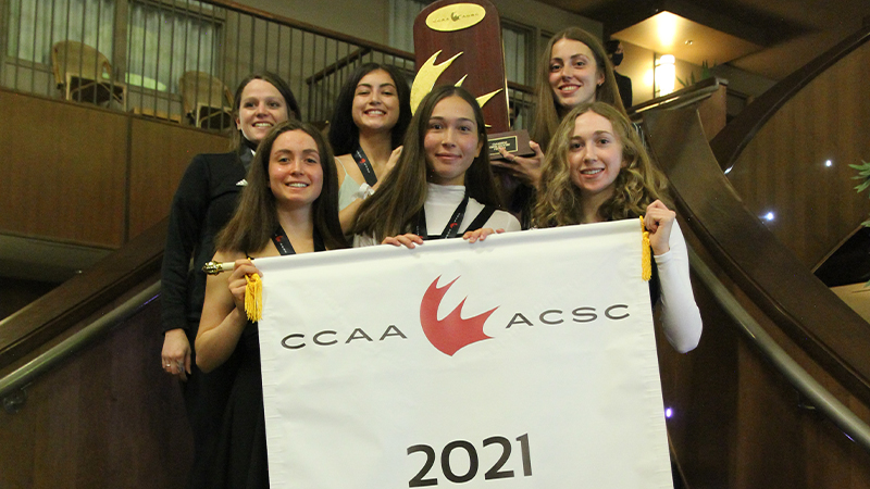 Fitzgerald, Volontaires win CCAA Women's Gold at Cross-Country Championship